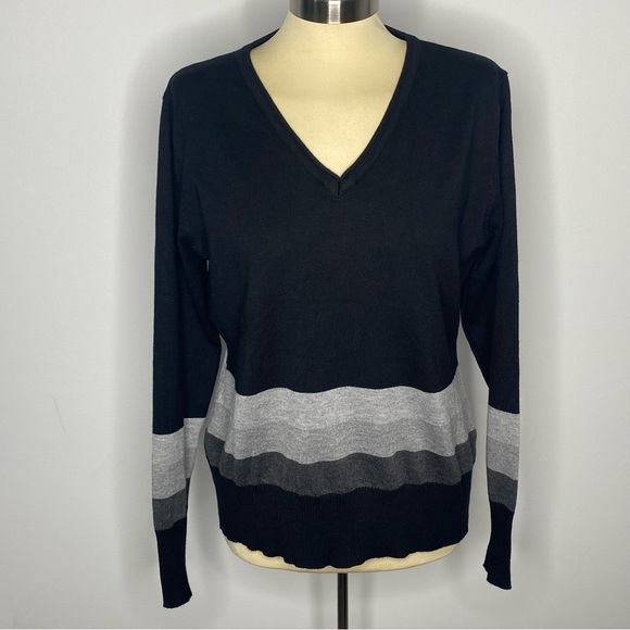 Vila Milano Black Color Block Sweater - Picture 1 of 7